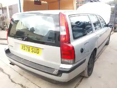 Veículo de Sucata volvo v70 familiar 2.4 (103kw) do ano 2001 alimentado b5244s2