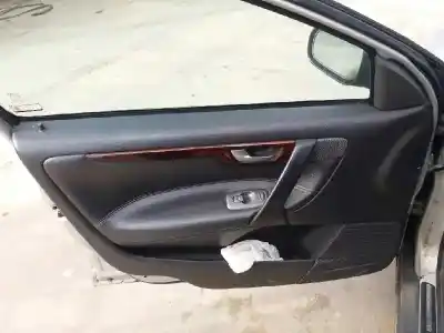 Veículo de Sucata volvo v70 familiar 2.4 (103kw) do ano 2001 alimentado b5244s2