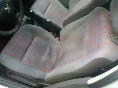 Sloopvoertuig seat cordoba berlina (6k2) stella van het jaar 2000 aangedreven akk