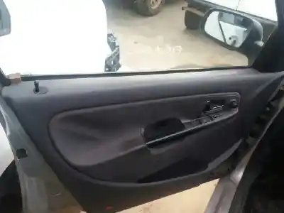 Sloopvoertuig seat cordoba berlina (6k2) stella van het jaar 2000 aangedreven akk