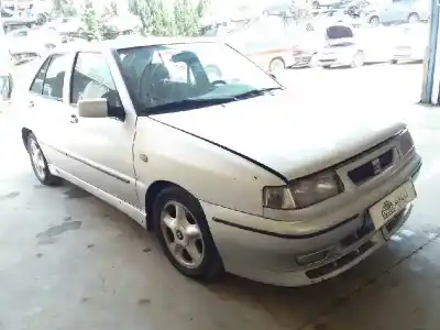 Veículo de Sucata seat toledo (1l) magnus do ano 1998 alimentado afn