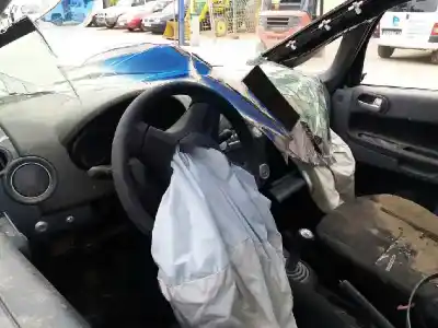 Véhicule à la ferraille MITSUBISHI COLT BERLINA 3 (CZ) 1.1 Inform de l'année 2001 alimenté 3A91