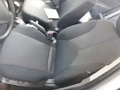 Scrapping Vehicle kia rio ii (jb) 1.4 16v of the year 2007 powered g4ee