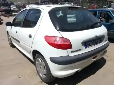 Veículo de Sucata peugeot                                            206                                                                                                                                                                                                                                                        wjz                                                                                                                                                                                                                                                        do ano 1998 alimentado wjz