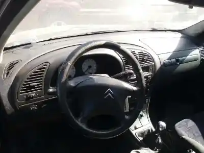 Sloopvoertuig citroen xsara coupe 1.6i 16v vtr van het jaar 2002 aangedreven nfu