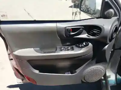 Veículo de Sucata hyundai santa fe (sm) 2.4 cat do ano 2001 alimentado g4js