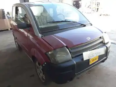 Veículo de Sucata AIXAM E44VBA KUBOTA 5 CV / 4 KW do ano 2006 alimentado 