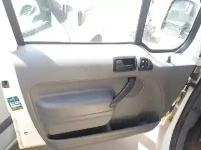 Здавання транспортного засобу ford tourneo connect (tc7) lx familiar року 2004 потужний hcpb Здавання транспортного засобу ford tourneo connect (tc7) lx familiar року 2004 потужний hcpb