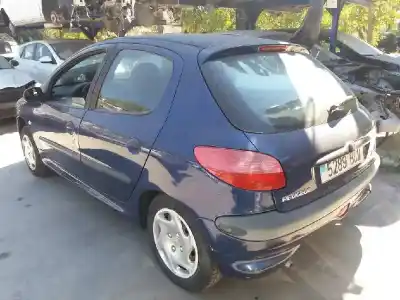 Здавання транспортного засобу peugeot 206 berlina xr року 2000 потужний wjy