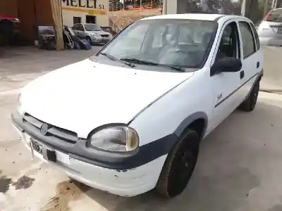 Veículo de Sucata opel corsa b base do ano 1997 alimentado x12sz