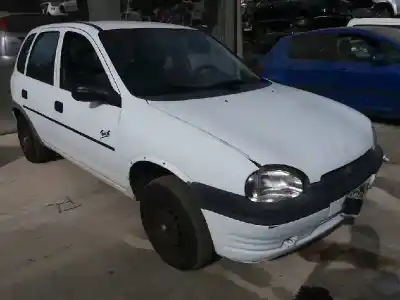 Veículo de Sucata opel corsa b base do ano 1997 alimentado x12sz