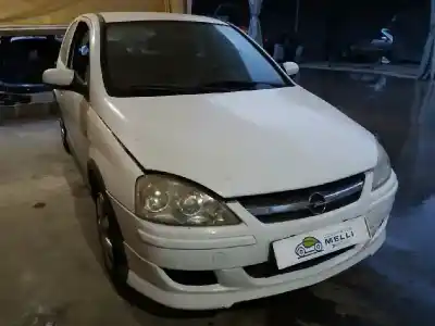 Здавання транспортного засобу opel corsa c silverline року 2006 потужний z12xep