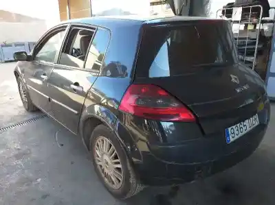 Veículo de Sucata renault megane ii berlina 5p luxe dynamique do ano 2006 alimentado k9k732