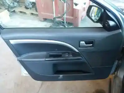 Veículo de Sucata ford mondeo berlina (ge) futura (d) do ano 2004 alimentado fmba