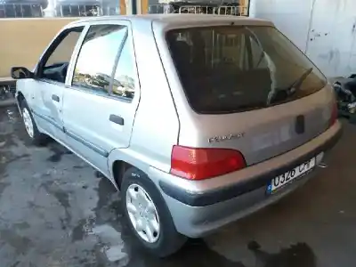 Vehicul casat peugeot 106 (s2) max al anului 2003 alimentat hfx