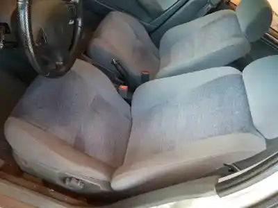 Veículo de Sucata mg rover serie 400 (rt) 414 i do ano 1998 alimentado 14k4f