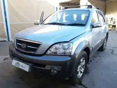 Veículo de Sucata KIA SORENTO 2.5 CRDi Concept do ano 2001 alimentado D4CB