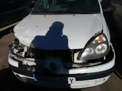 Утилизация автомобиля renault clio ii fase ii (b/cb0) authentique 58 cv / 43 kw года 2004 питание d7f720