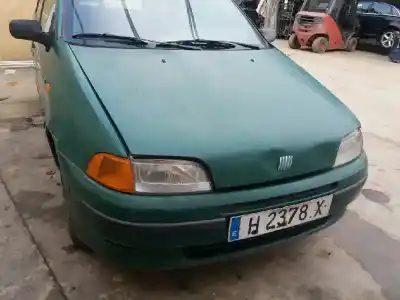Veículo de Sucata FIAT PUNTO BERL. (176) 90 ELX do ano 2010 alimentado 188A5000 GASOLINA