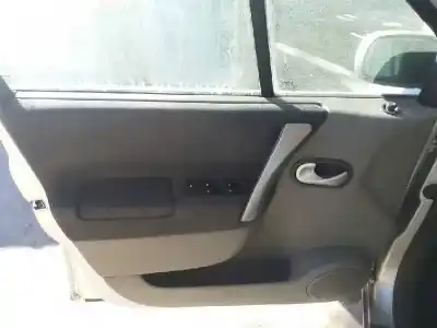 Veicolo di demolizione renault scenic ii grand expression dell'anno 2008 alimentato f9q816