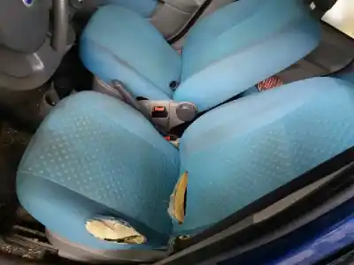 Veicolo di demolizione FIAT PANDA (169) 1.1 8V dell'anno 2004 alimentato 188A4000