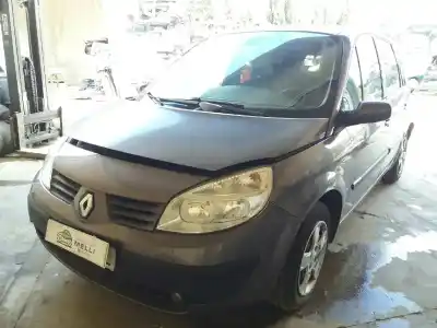Veículo de Sucata renault scenic ii confort authentique 82 cv / 60 kw do ano 2003 alimentado k9k722