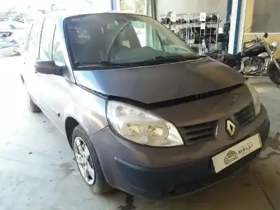 Veículo de Sucata RENAULT SCENIC II Confort Authentique 82 CV / 60 KW do ano 2003 alimentado K9K722