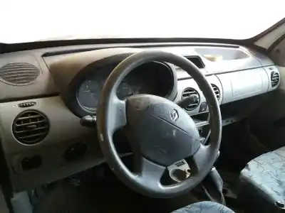 Scrapping Vehicle renault kangoo (f/kc0) generique of the year 2005 powered f8q662