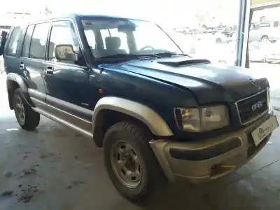 Vehicul casat opel monterey ltd al anului 1999 alimentat 4jx1