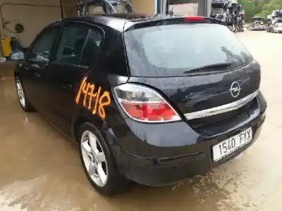 Sloopvoertuig opel astra h berlina sport van het jaar 2007 aangedreven z17dth