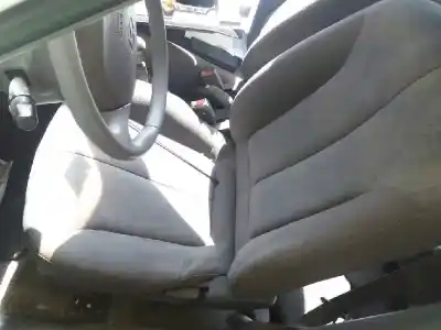 Здавання транспортного засобу hyundai accent (lc) gl 4p року 2000 потужний g4ea