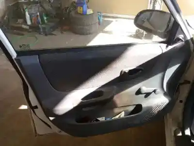 Здавання транспортного засобу hyundai accent (lc) gl 4p року 2000 потужний g4ea