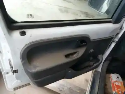 Sloopvoertuig renault kangoo (f/kc0) authentique van het jaar 2001 aangedreven f8q662 Sloopvoertuig renault kangoo (f/kc0) authentique van het jaar 2001 aangedreven f8q662