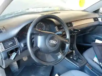 Veículo de Sucata audi a6 berlina (4b2) 2.5 v6 24v tdi do ano 1998 alimentado afb