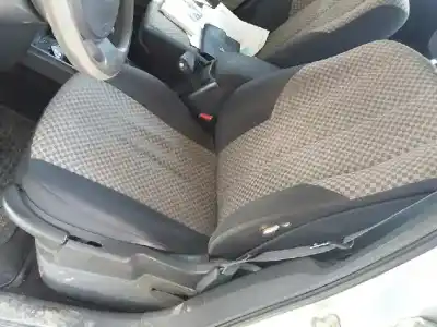 Veículo de Sucata renault megane ii berlina 5p confort expression do ano 2003 alimentado k4m760