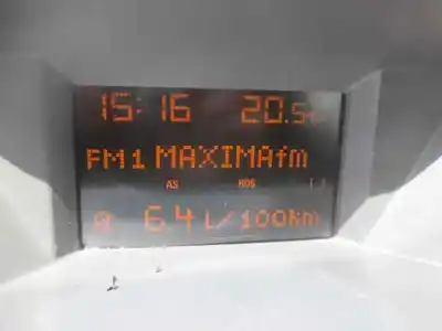 Veículo de Sucata opel zafira b cosmo do ano 2006 alimentado 