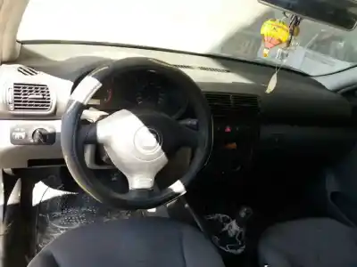 Sloopvoertuig seat toledo (1m2) stella van het jaar 1999 aangedreven ahf