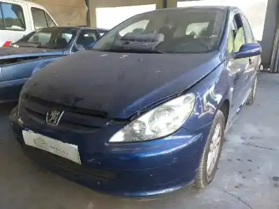Vehículo de desguace PEUGEOT                                            307 (S1)                                                                                                                                                                                                                                                   XR Clim Plus                                                                                                                                                                                                                                               del año 2005 con motor G-KFU