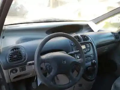 Sloopvoertuig citroen xsara picasso 1.6 básico van het jaar 2000 aangedreven g-nfv