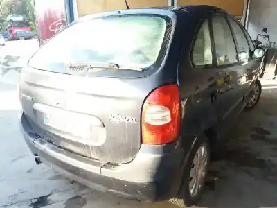 Veículo de Sucata citroen xsara picasso (n68) 2.0 hdi do ano 2005 alimentado rhy