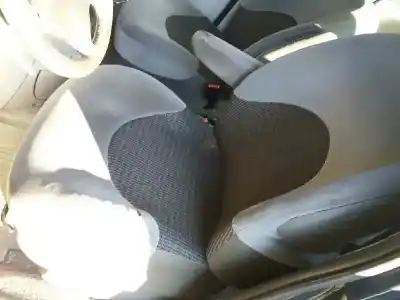 Veículo de Sucata citroen xsara picasso (n68) 2.0 hdi do ano 2005 alimentado rhy