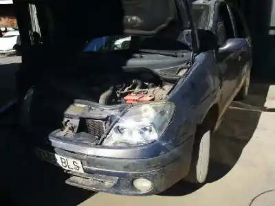 Veículo de Sucata RENAULT SCÉNIC I MONOSPACE (JA0/1_, FA0_) 1.9 dTi (JA1U) do ano 2001 alimentado F9Q744