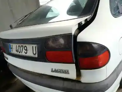 Scrapping Vehicle RENAULT LAGUNA (B56) * of the year 2001 powered 