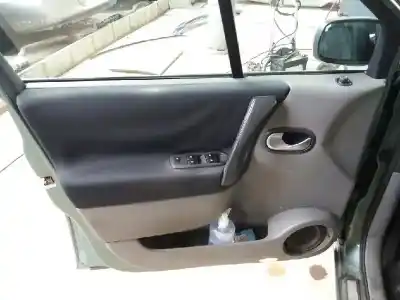 Scrapping Vehicle renault scenic ii confort dynamique of the year 2005 powered f9q812