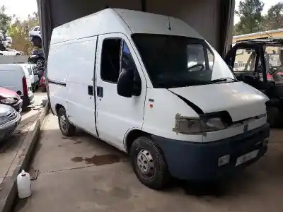 Veículo de Sucata FIAT DUCATO CAJA CERR. TECHO SOBREELEV. (DESDE 03.94) Maxi D 2.8  Batalla 3700 do ano 2000 alimentado 