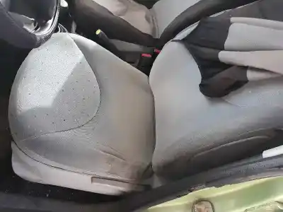 Scrapping Vehicle citroen c3 pluriel 1.4 of the year 2003 powered g-kfv