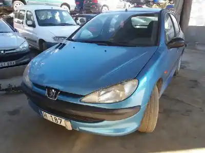 Здавання транспортного засобу peugeot 206 wjz року 1998 потужний wjz