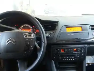 Veículo de Sucata citroen c5 berlina premier do ano 2010 alimentado rhh