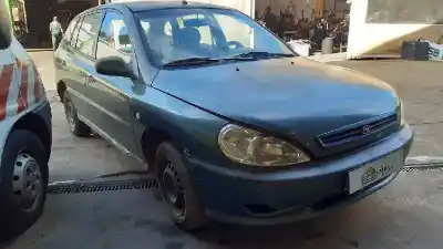 Veículo de Sucata kia rio rs paket s berlina do ano 2002 alimentado a3e