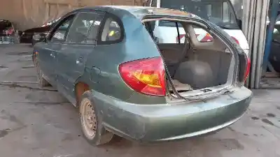 Veículo de Sucata kia rio rs paket s berlina do ano 2002 alimentado a3e
